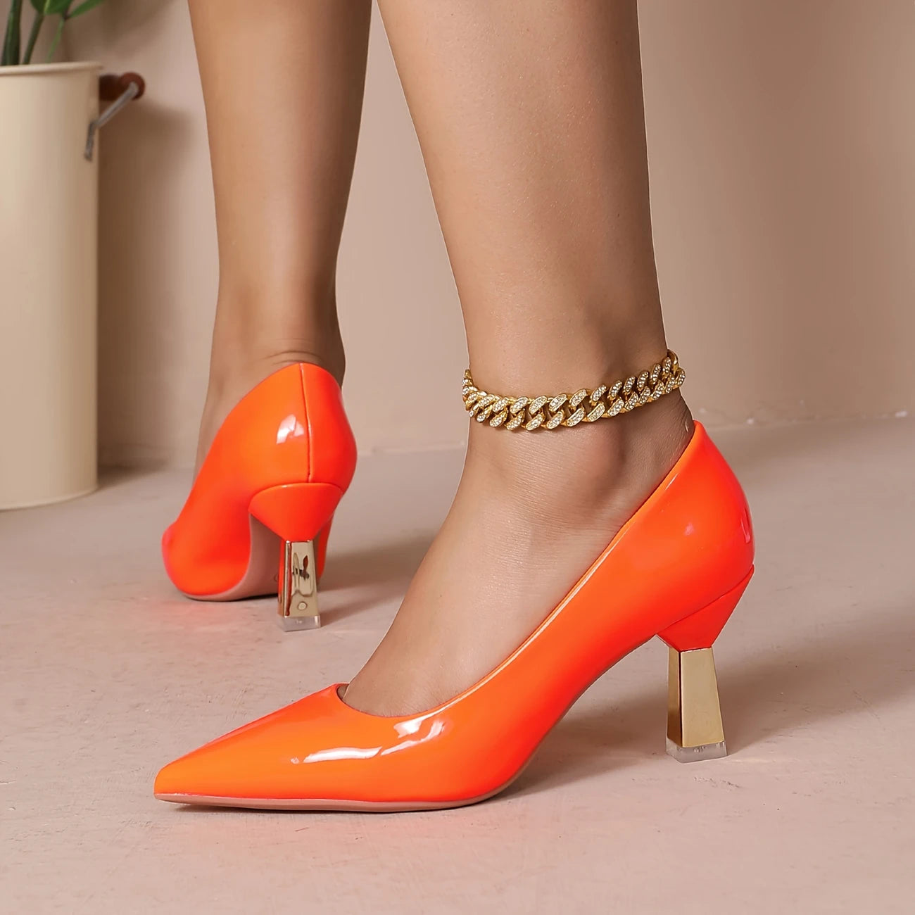 Elodie_Hart-Heels